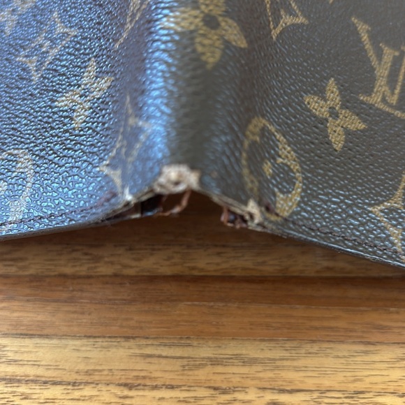 100% Authentic LV Louis Vuitton Bifold Monogram Wallet - Picture 6 of 11